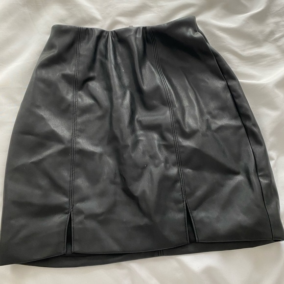Hollister Dresses & Skirts - Black leather skirt